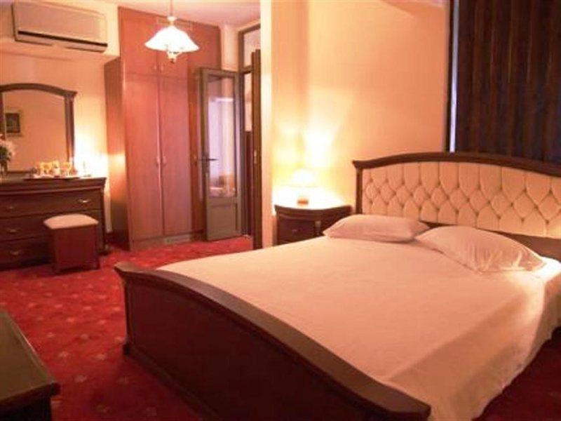 Alexandros Hotel Pérama Kültér fotó